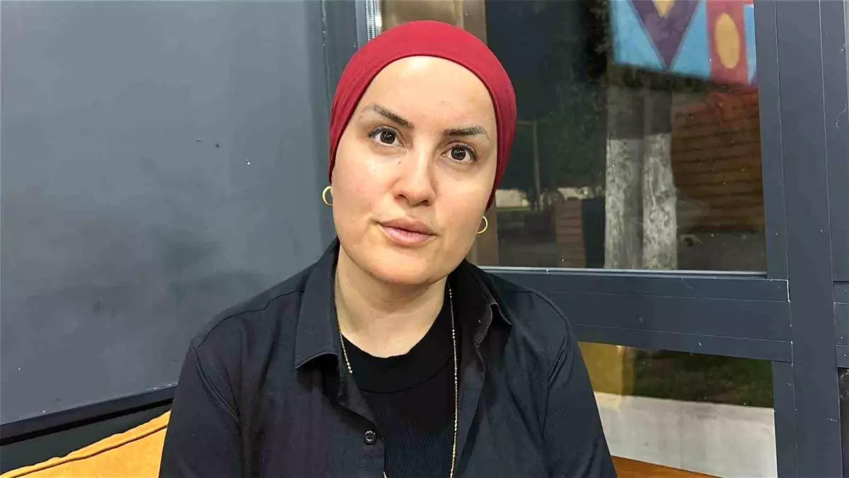 Düğünde halay başı olmak isteyen şahıs solisti boğazladı