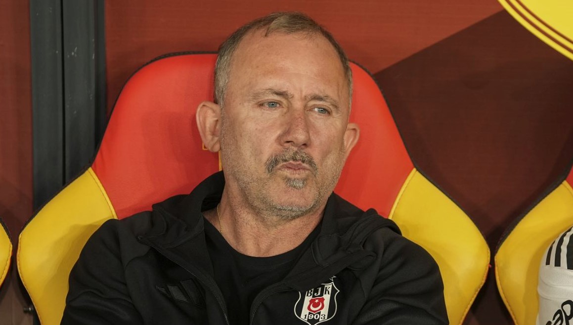 Sergen Yalçın, Göztepe yenilgisi sonrası “Zamanı değil” diyerek mesaj verdi: “Konuşacak çok şey var”