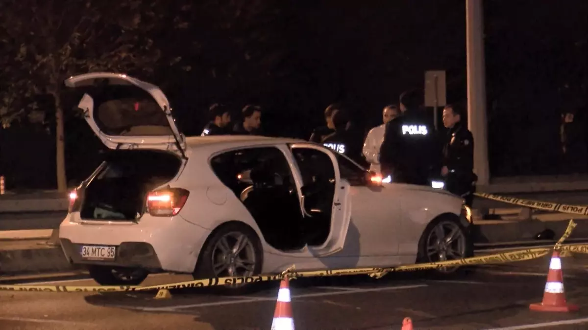 Bakırköy’de Polis Takibinde Kaza: Şüpheli Yaralandı