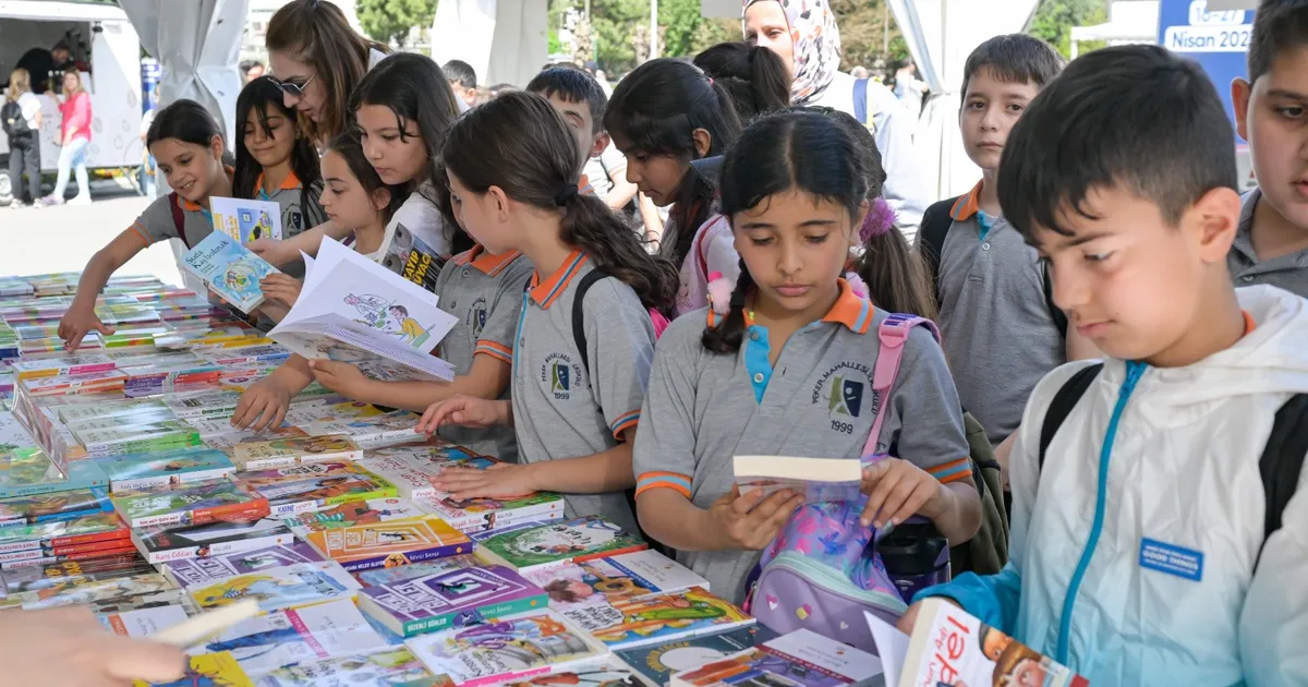 İZKİTAP ve İzmir Uluslararası Edebiyat Festivali başlıyor