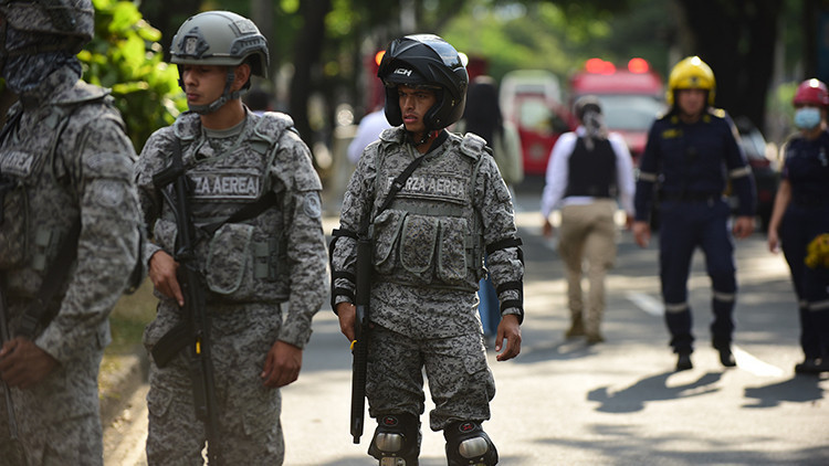 Kolombiya’da terör operasyonu: 25 kişi ölü ele geçirildi