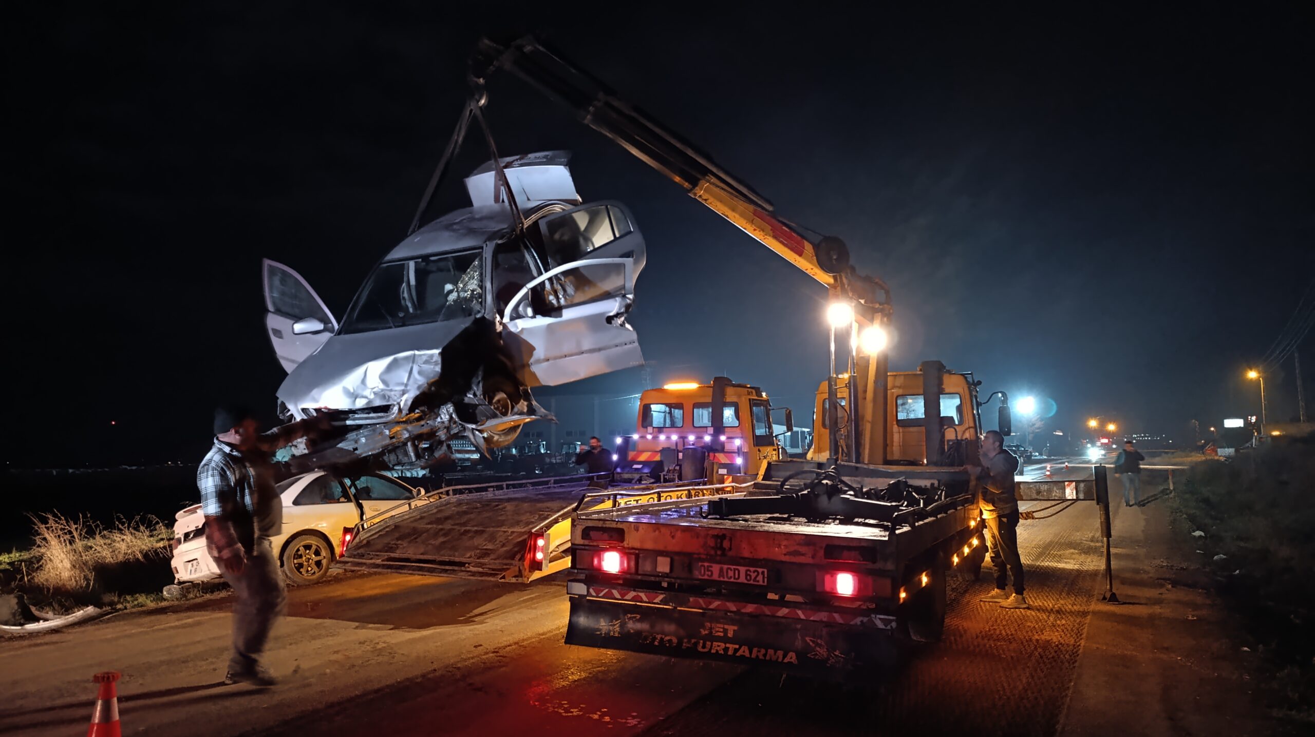 Amasya’da iki otomobilin çarpıştığı kazada 8 kişi yaralandı