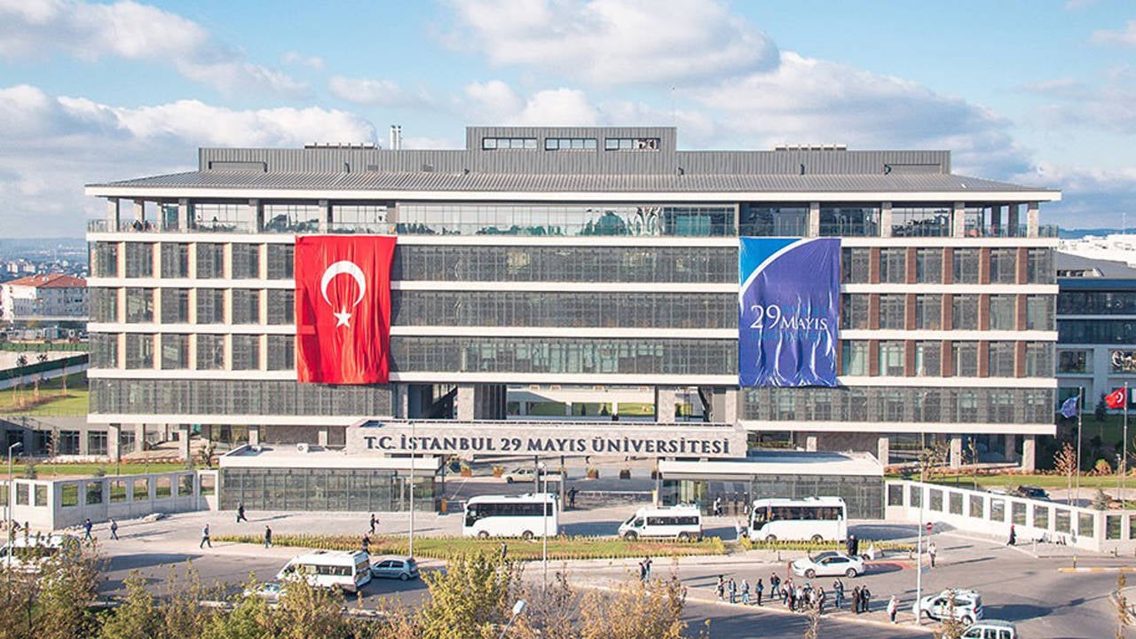 Diyanet üniversitesinden ‘özel’ ilan