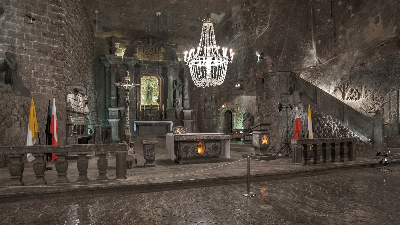 Polonya'nın altında saklı bir imparatorluk: Her şey tamamen tuzdan oyulmuş